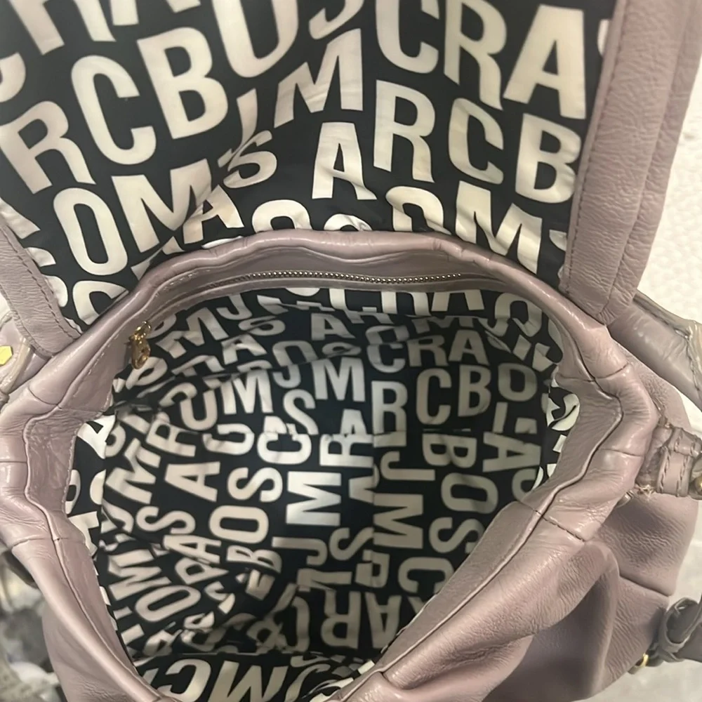 Marc by Marc Jacobs lilac satchel/crossbody leather bag.  EUC - Picture 10 of 13